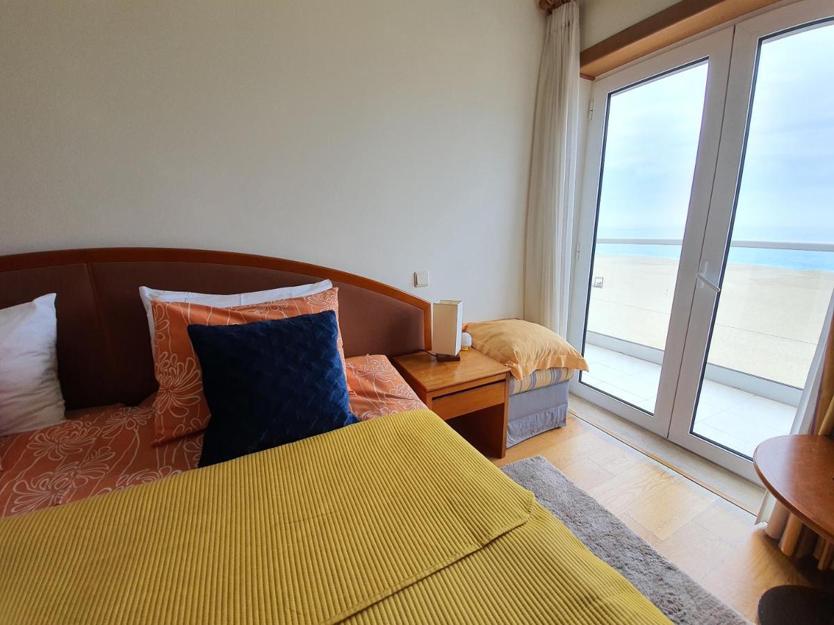Nazare Apartamento Em Frente Ao Mar Екстер'єр фото
