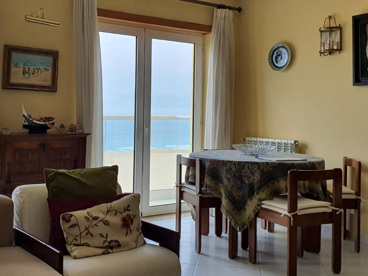Nazare Apartamento Em Frente Ao Mar Екстер'єр фото