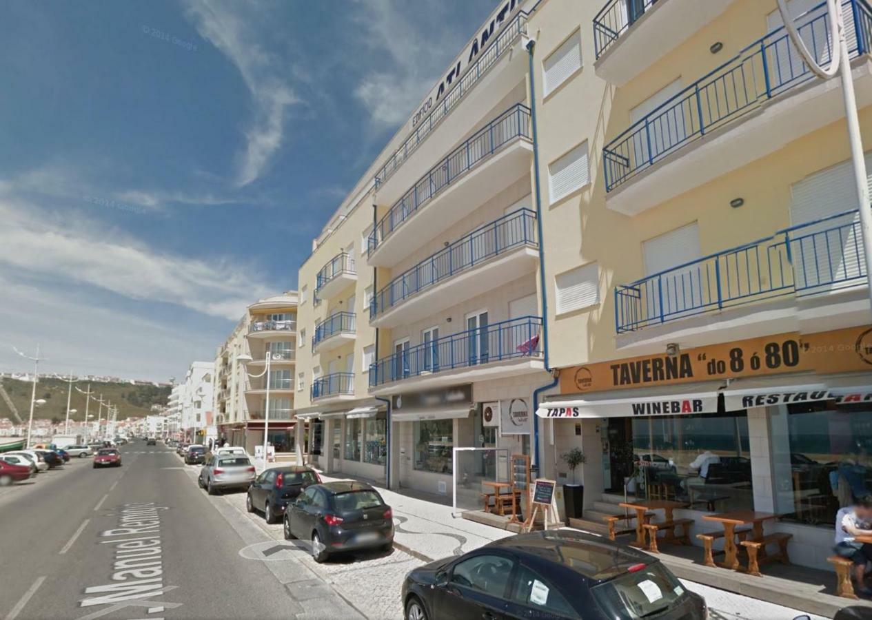 Nazare Apartamento Em Frente Ao Mar Екстер'єр фото